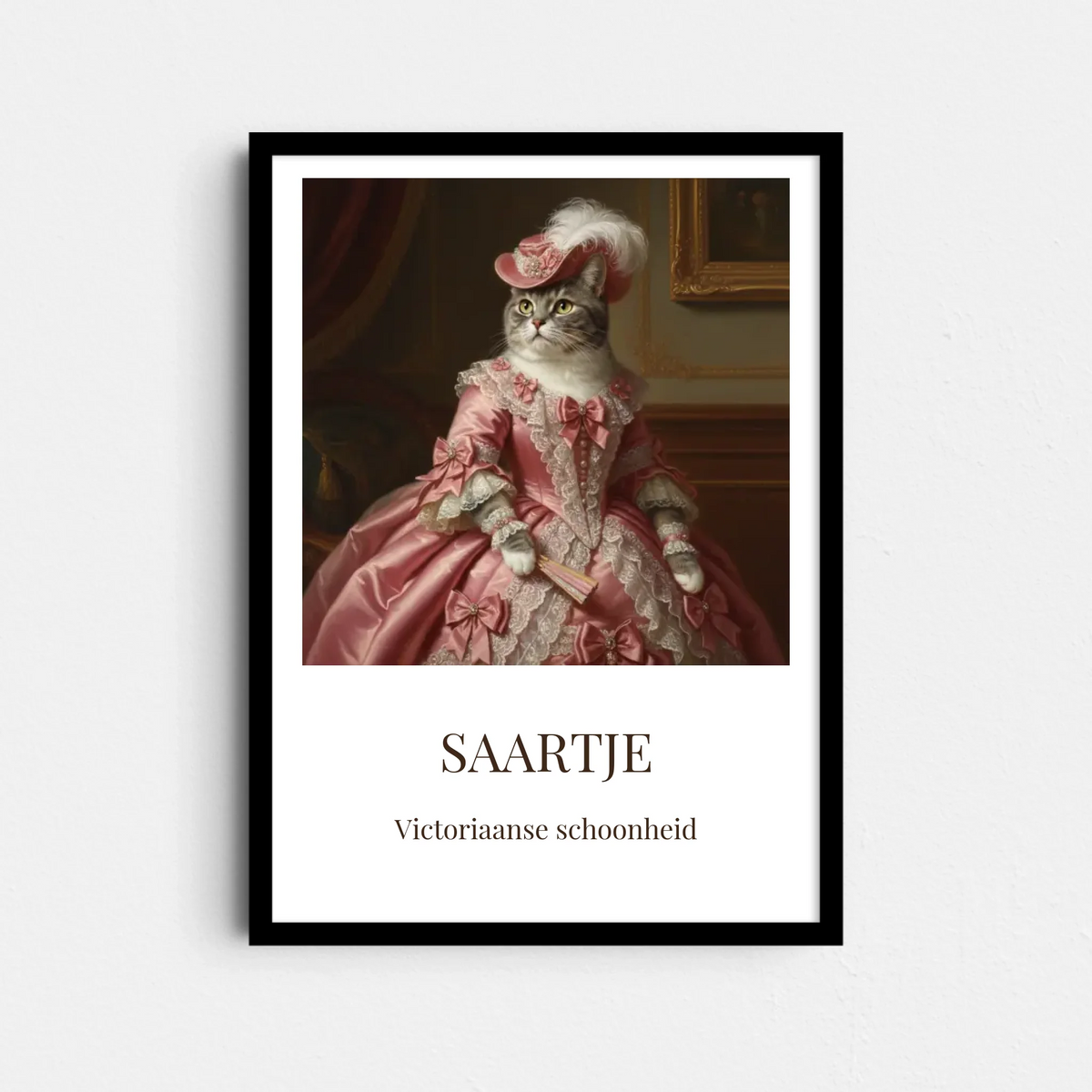 Victoriaans Huisdier Portret Poster – Jouw Dier in Luxe Roze Jurk (A4/A3)